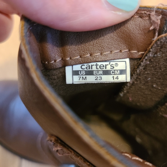 Carters size 7 boots - Picture 4 of 4